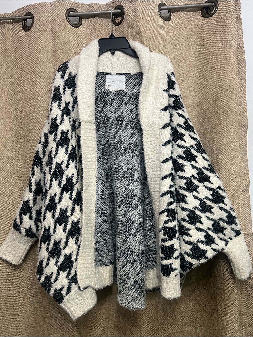 Anthropologie Cream and Black Floral Knit Open-Front Cardigan one size - Picture 5 of 9